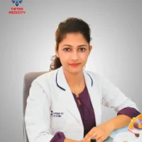 Dr. Deepali Singhal - Best Eye Doctor in Thane